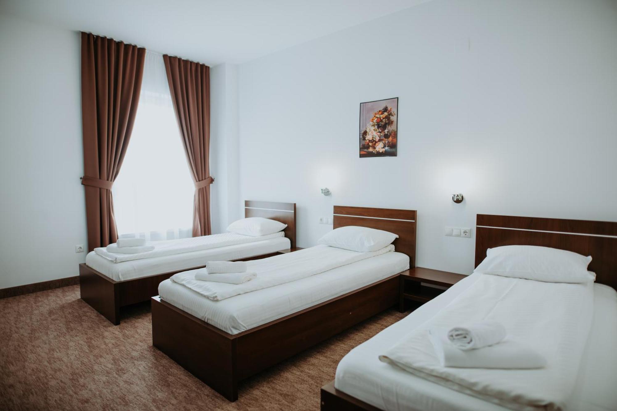 Hotel Select Sibiu Exterior photo